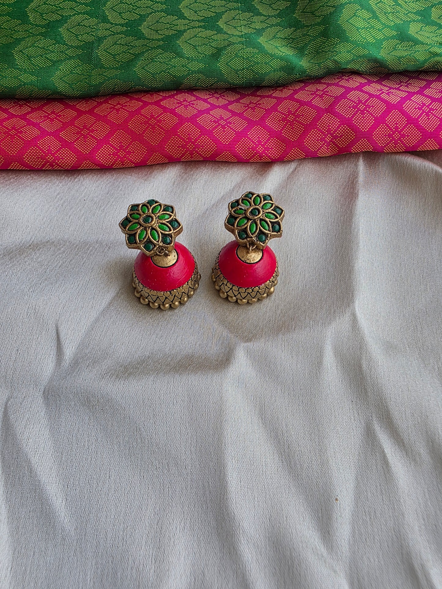 Red Green and antique gold arumbu floral terracotta necklace