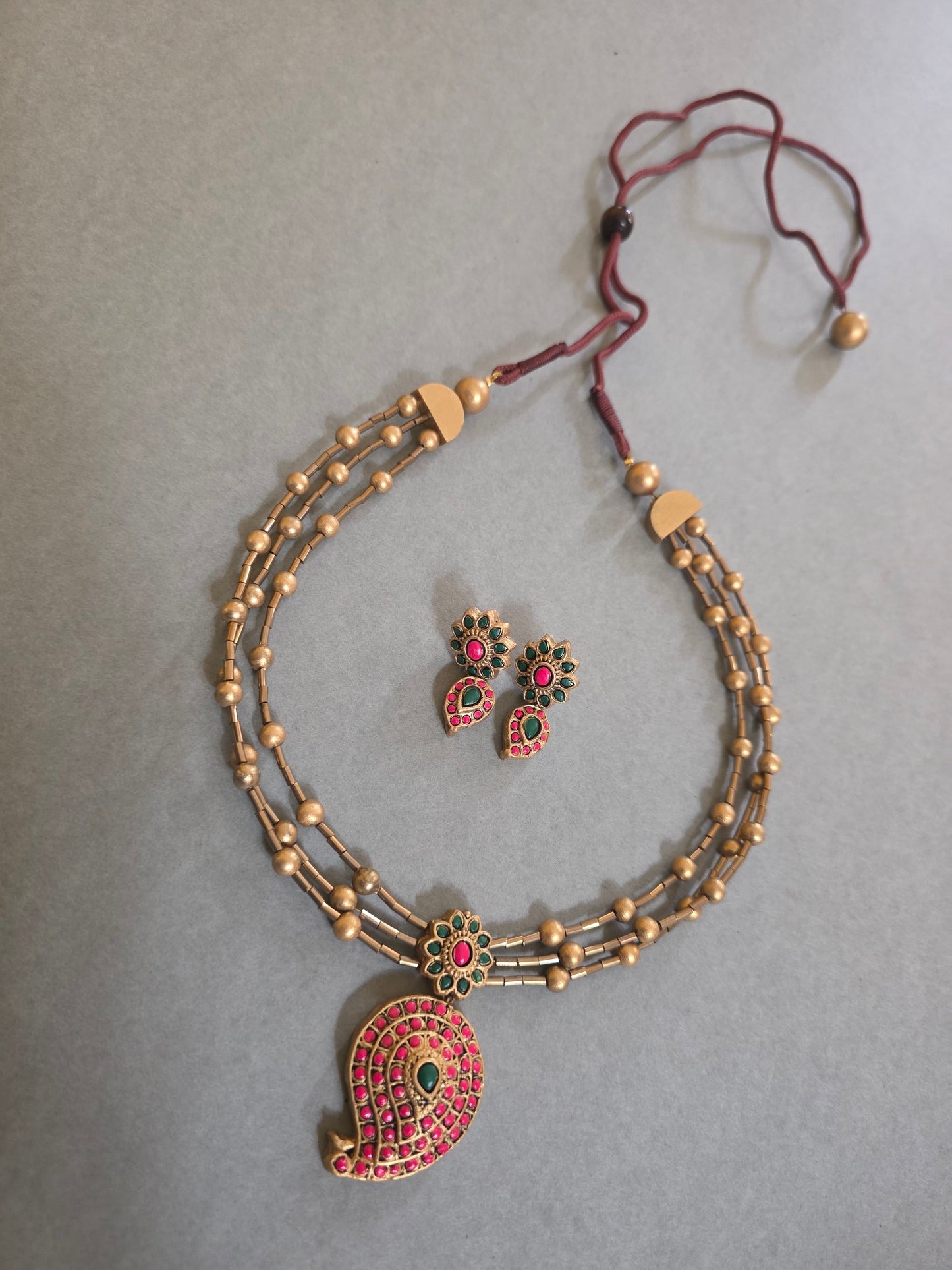 Golden Paisley Terracotta Jewellery