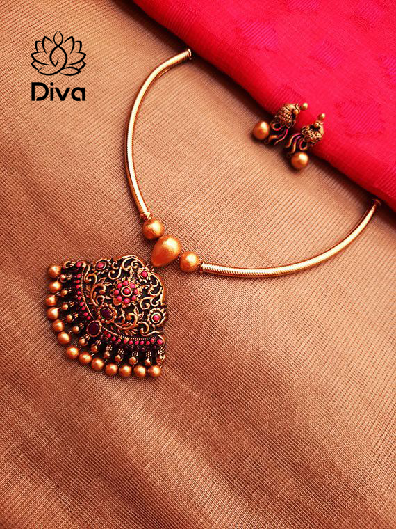 Attigai-pink terracotta jewellery