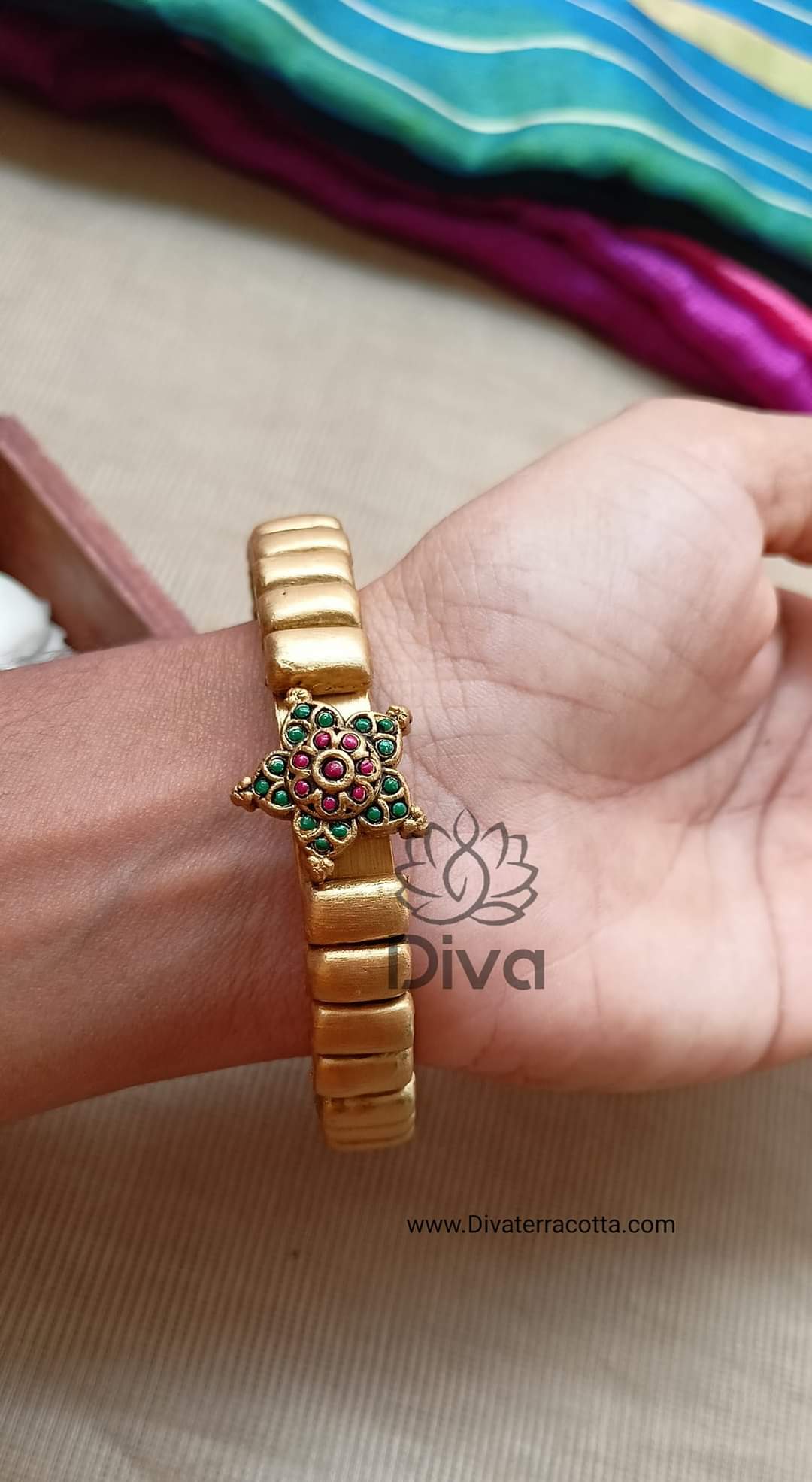 Antique gold- kemp rectangle terracotta Bangle