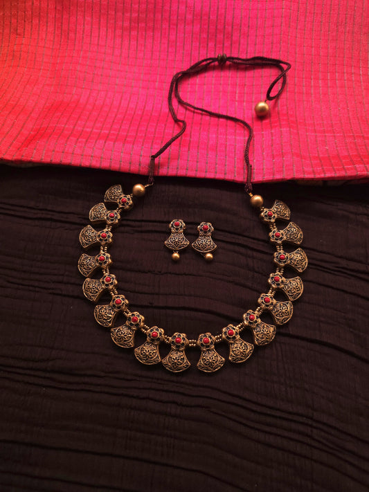 Pallavi Antique Gold Fan-Shaped Filigree & Crimson Terracotta Collar Set