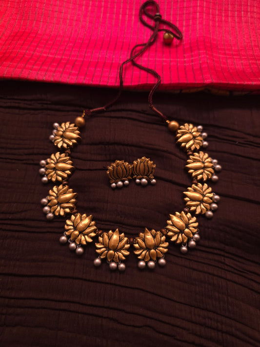 Rajivani Antique Gold & Silver Ghungroo Lotus Terracotta Collar Set