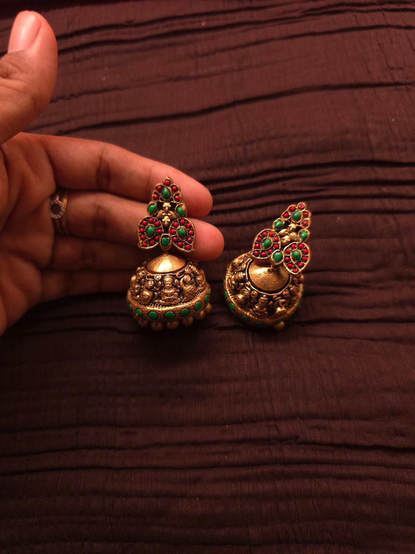The Lakshmi Vaibhav Antique Gold & Kemp Stone Heritage Haar Set