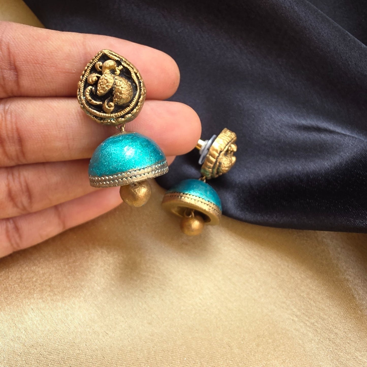 Kurinji Terracotta Jumka Variant5