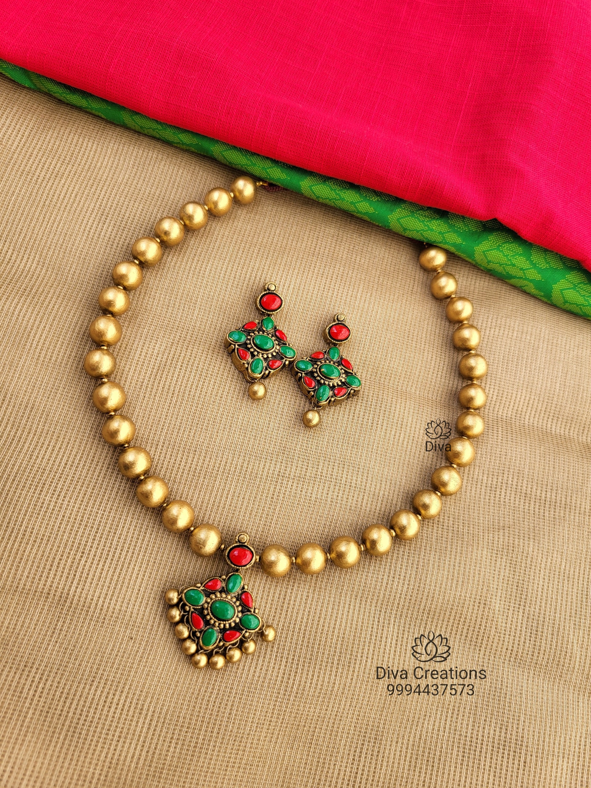 Red Green Simple Ball Terracotta Jewellery