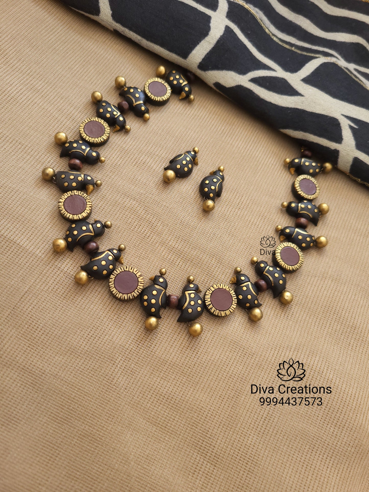 Row Bird Terracotta Jewellery