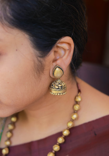 Fine Cut Beaded Idol Terracotta Jewellery