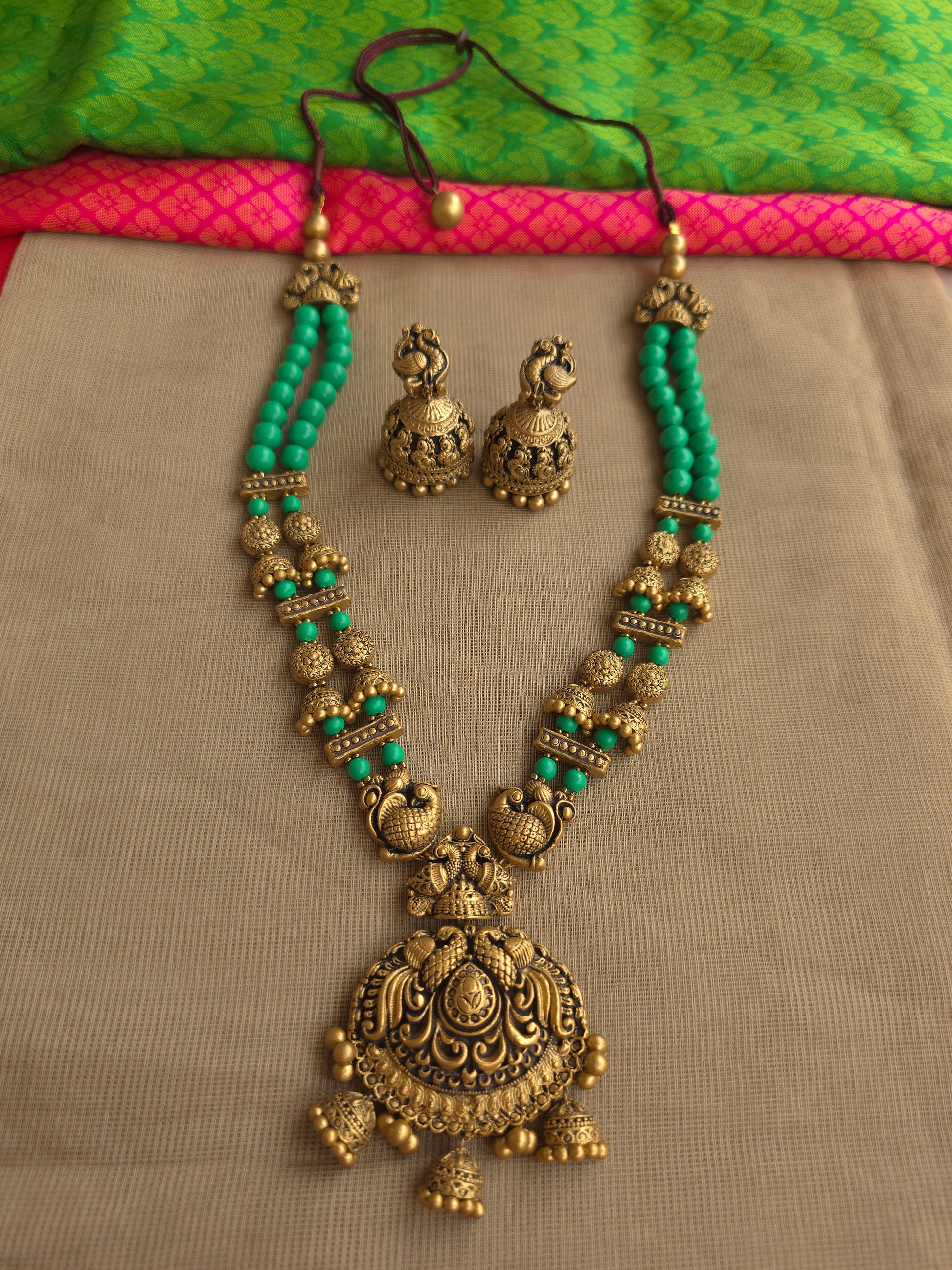 2 layer terracotta necklace green antique gold design
