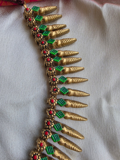 Red Green and antique gold arumbu floral terracotta necklace