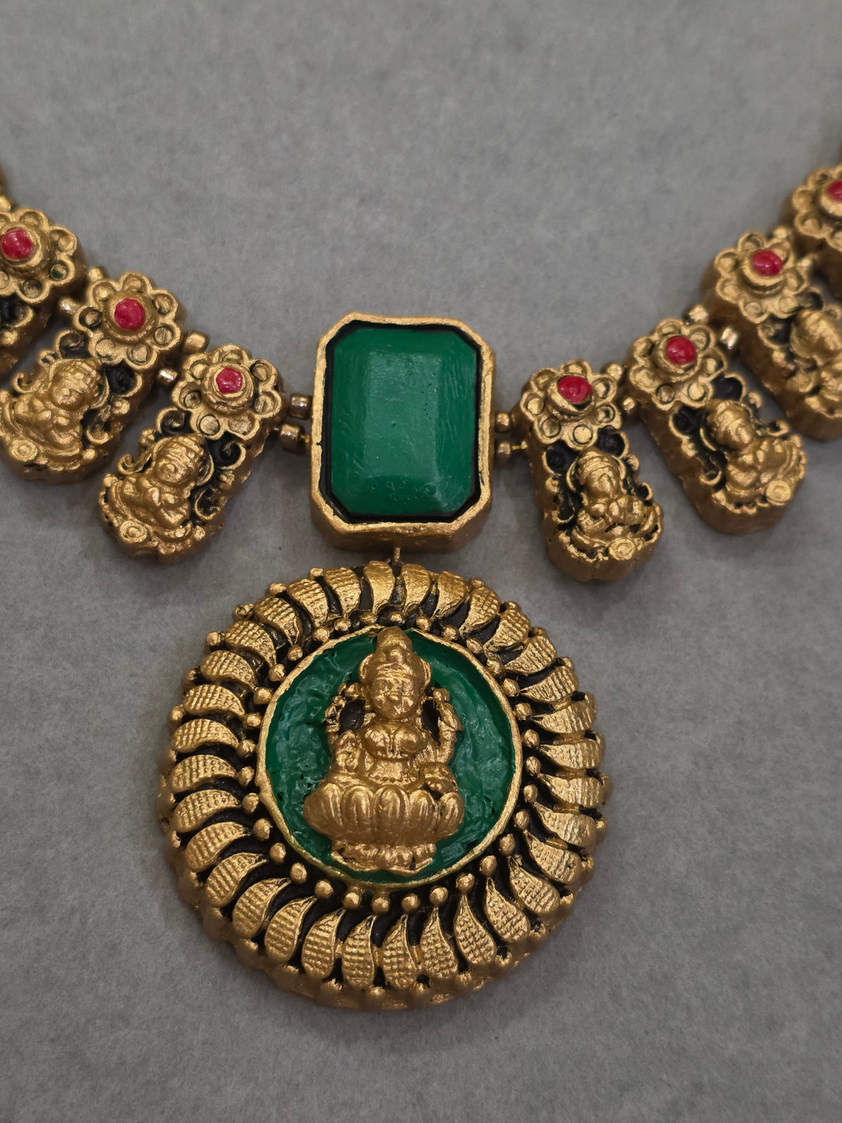 Emerald Goddess Terracotta Jewellery Set