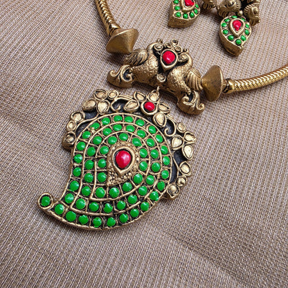 Green Regal Roots Terracotta Jewellery