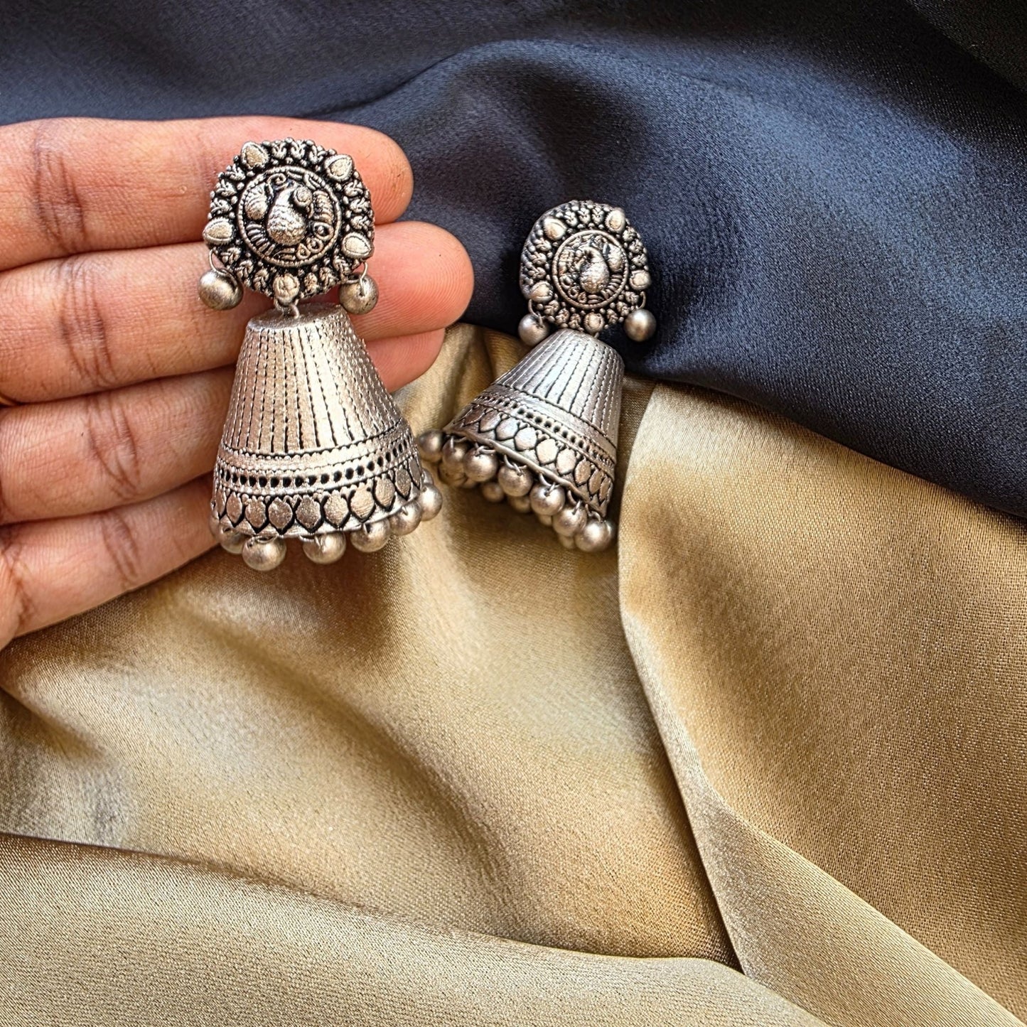 Thenmozhi- Terracotta Jumka - Variant3