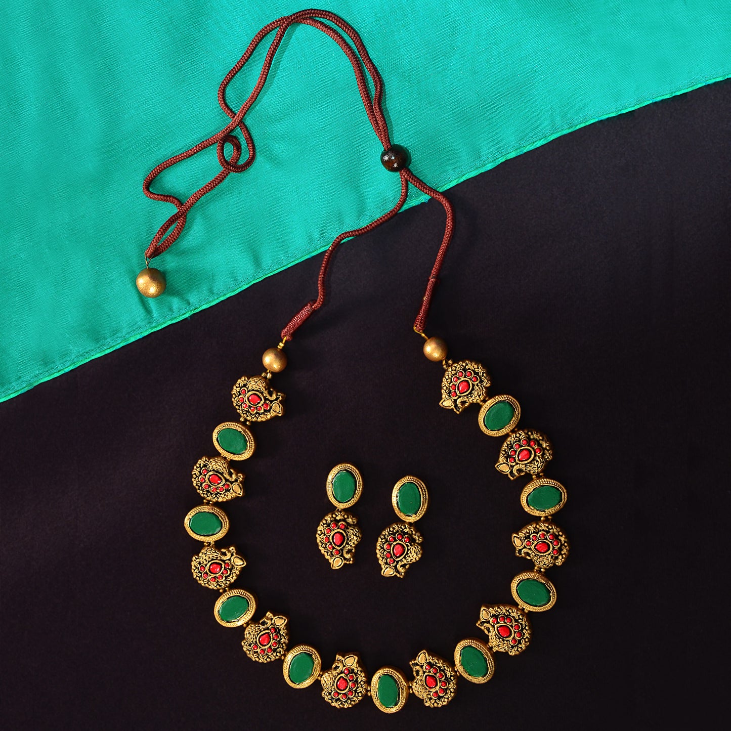 Royal Emblem Terracotta Jewellery