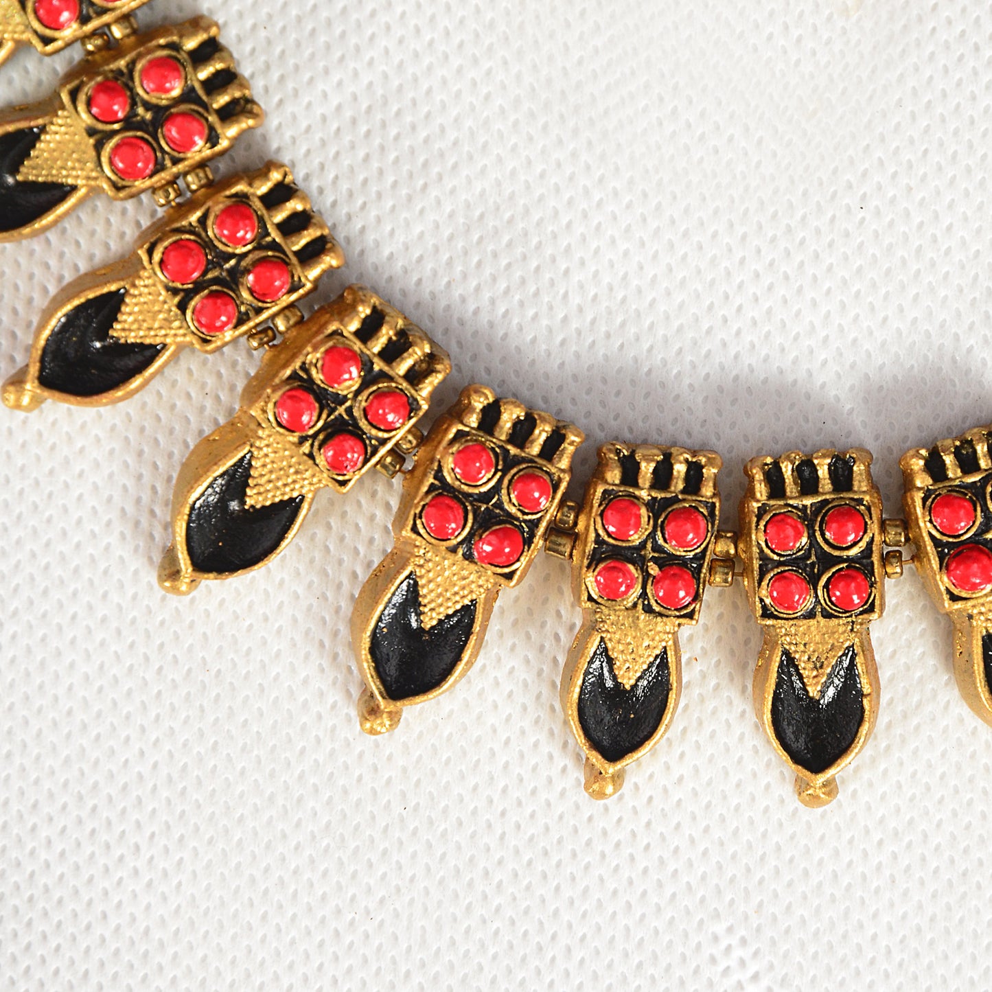 Geometric Red-Black Terracotta Jewellery