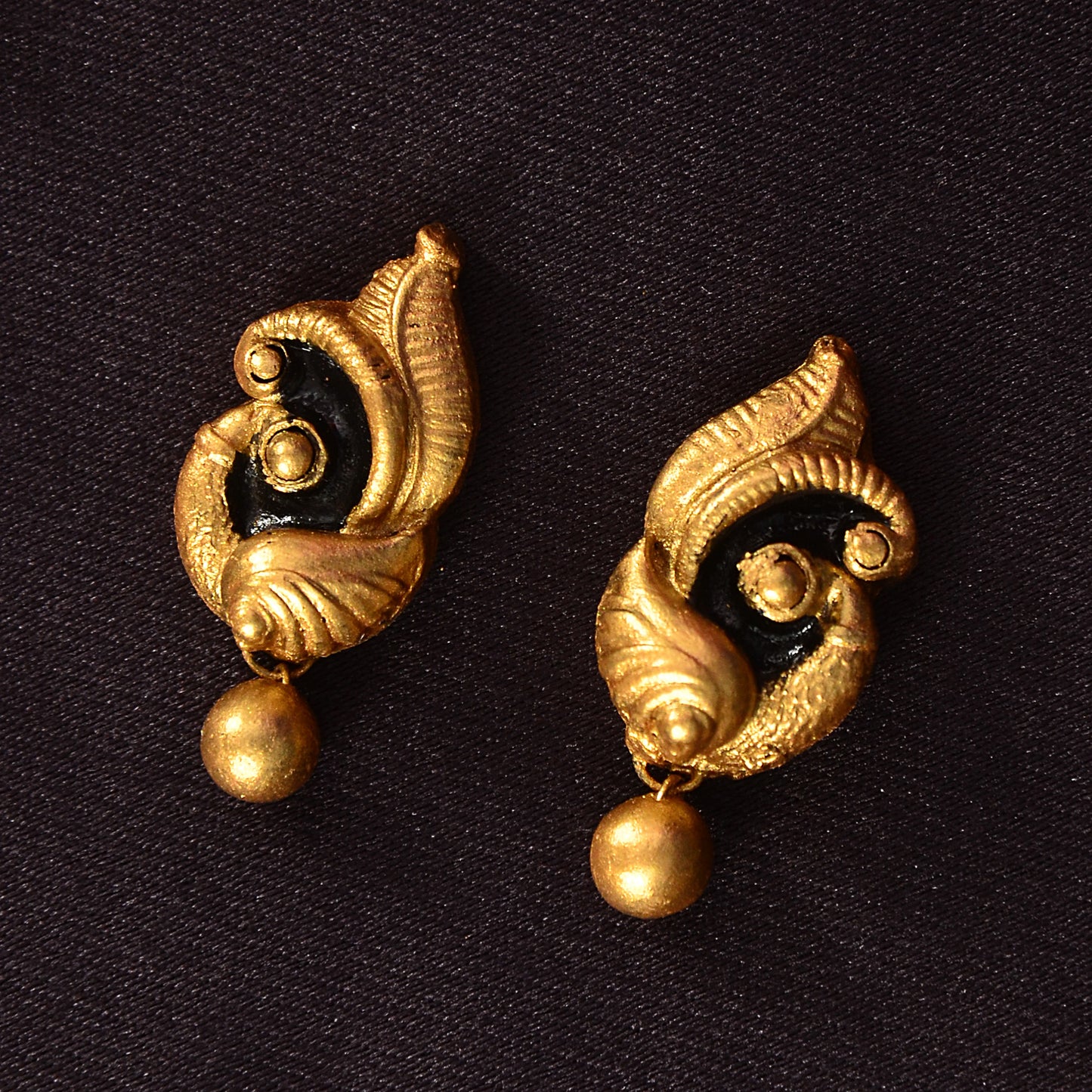 Classic Black Gold Terracotta Jewellery