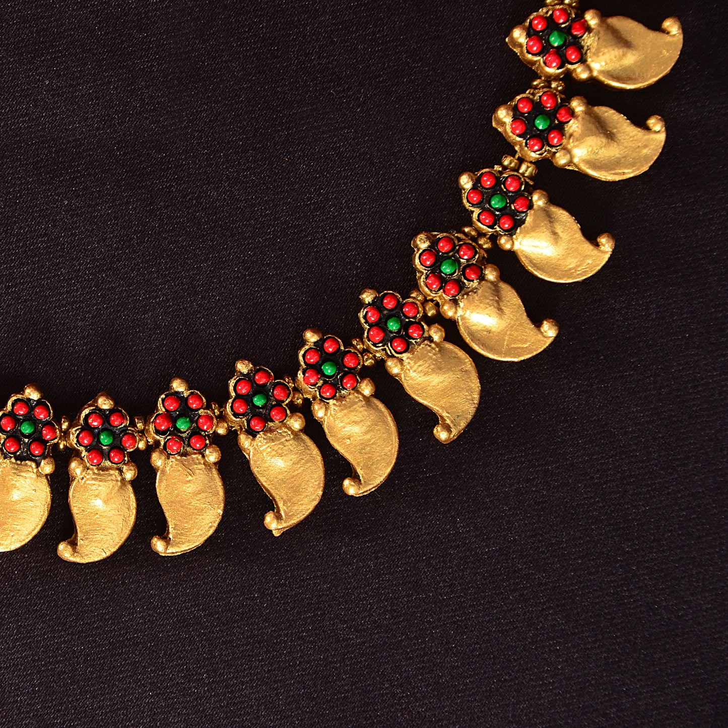 Golden Leaf Terracotta Jewellery Set