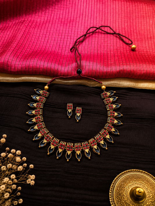 Geometric Red-Black Terracotta Jewellery