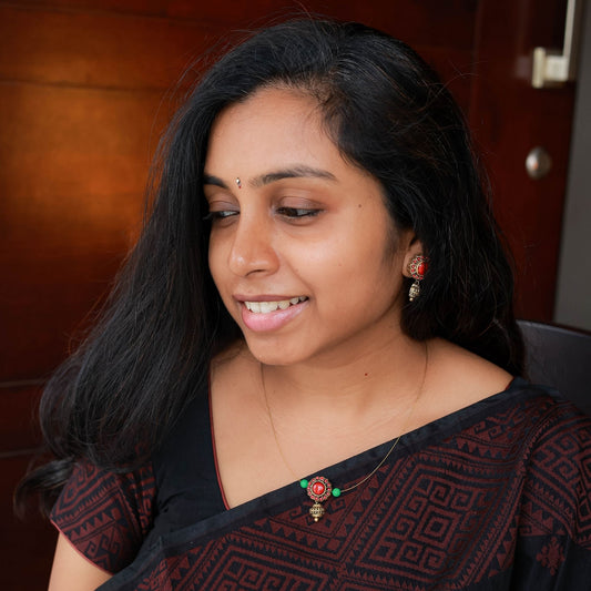 Feta terracotta pendant red green floral invisible chain necklace