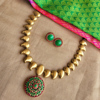 Handcrafted terracotta pendant & studs