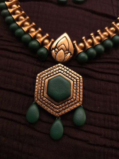 Harini Antique Gold Spindle & Forest Green Hexagonal Terracotta Pendant Set