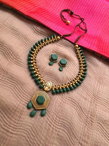 Harini Antique Gold Spindle & Forest Green Hexagonal Terracotta Pendant Set