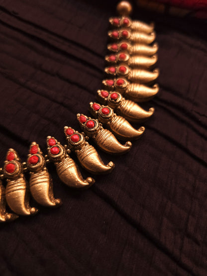 Kalyani Antique Gold Mango Bud & Royal Crimson Shield Terracotta Temple Set