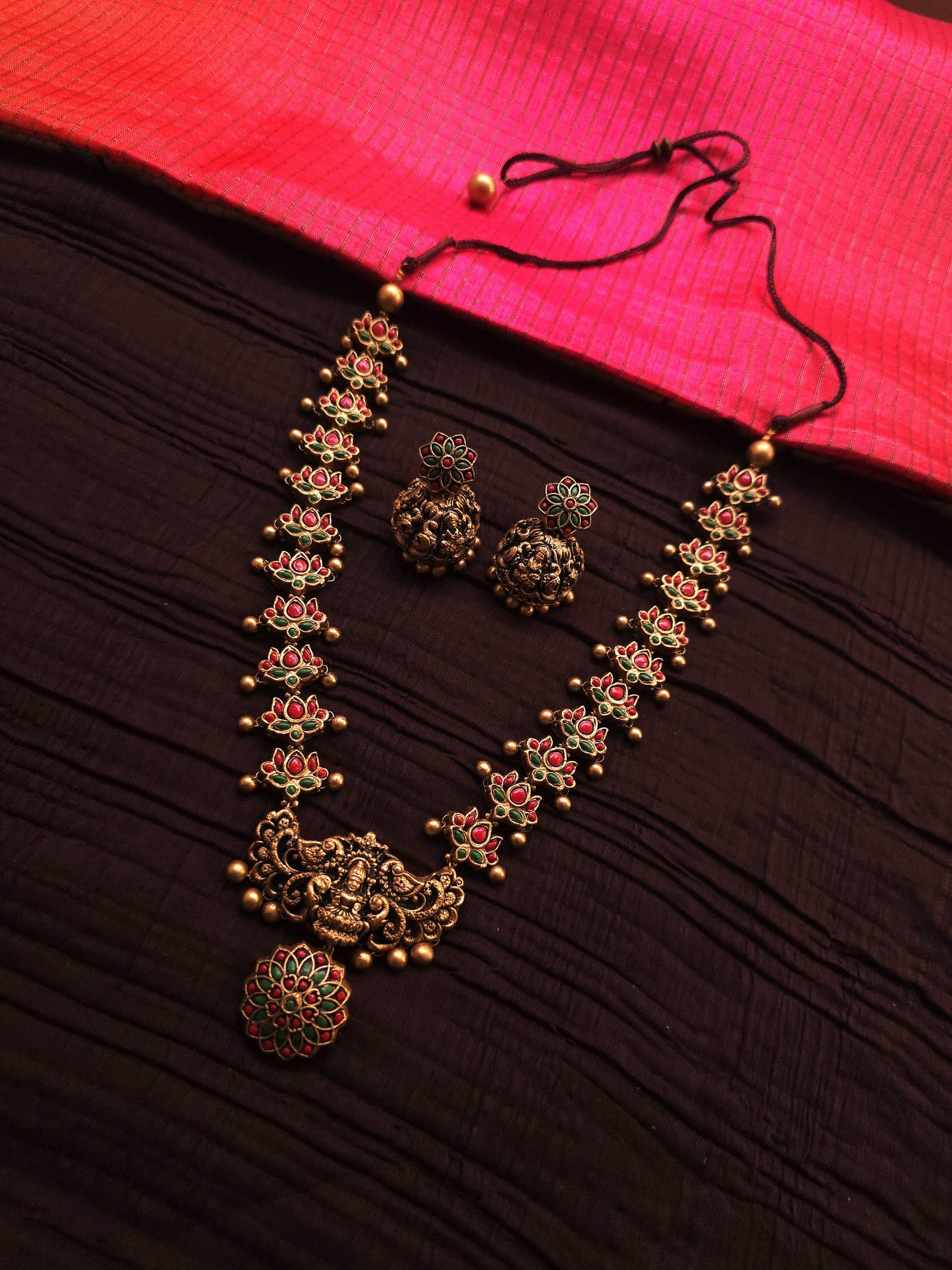 Lakshmi Kamal Antique Gold Lotus & Goddess Terracotta Temple Set
