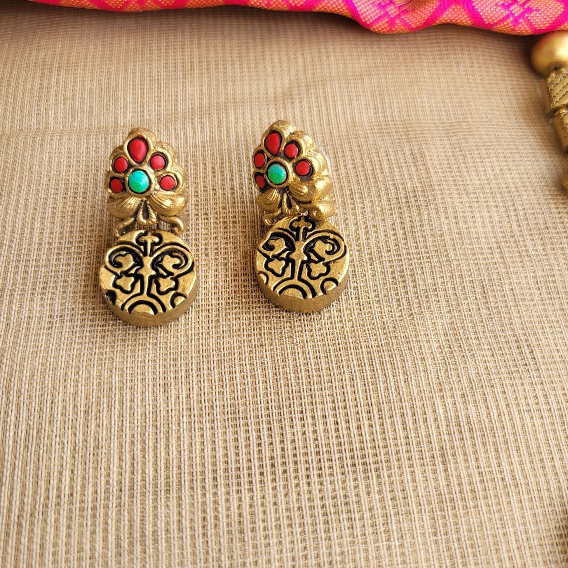 Handcrafted terracotta necklace & earrings