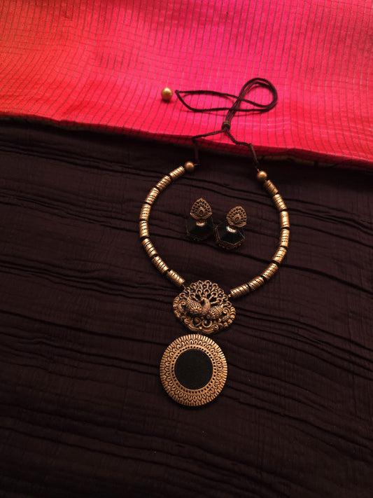 Nirupama Antique Gold Peacock & Black Medallion Terracotta Set