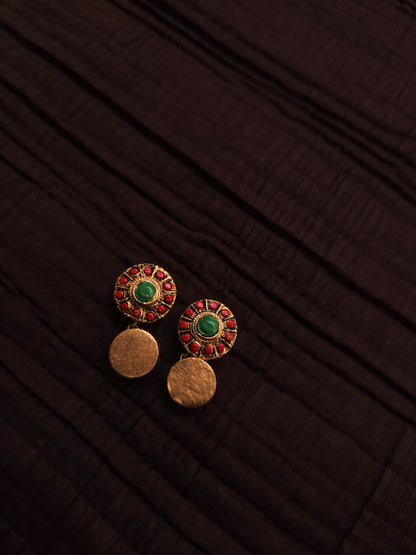Pallavi Antique Gold Chakra & Crimson-Green Terracotta Collar Set