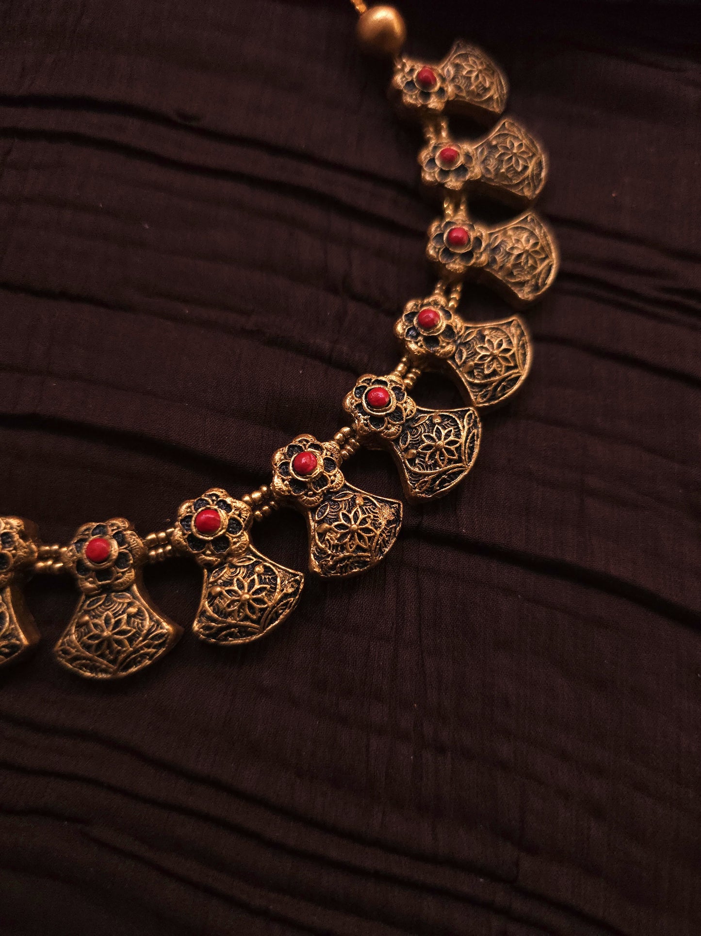 Pallavi Antique Gold Fan-Shaped Filigree & Crimson Terracotta Collar Set