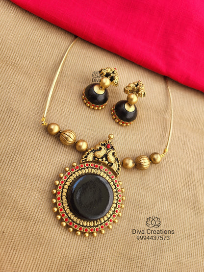 Black Padhakkam Terracotta Jewellery