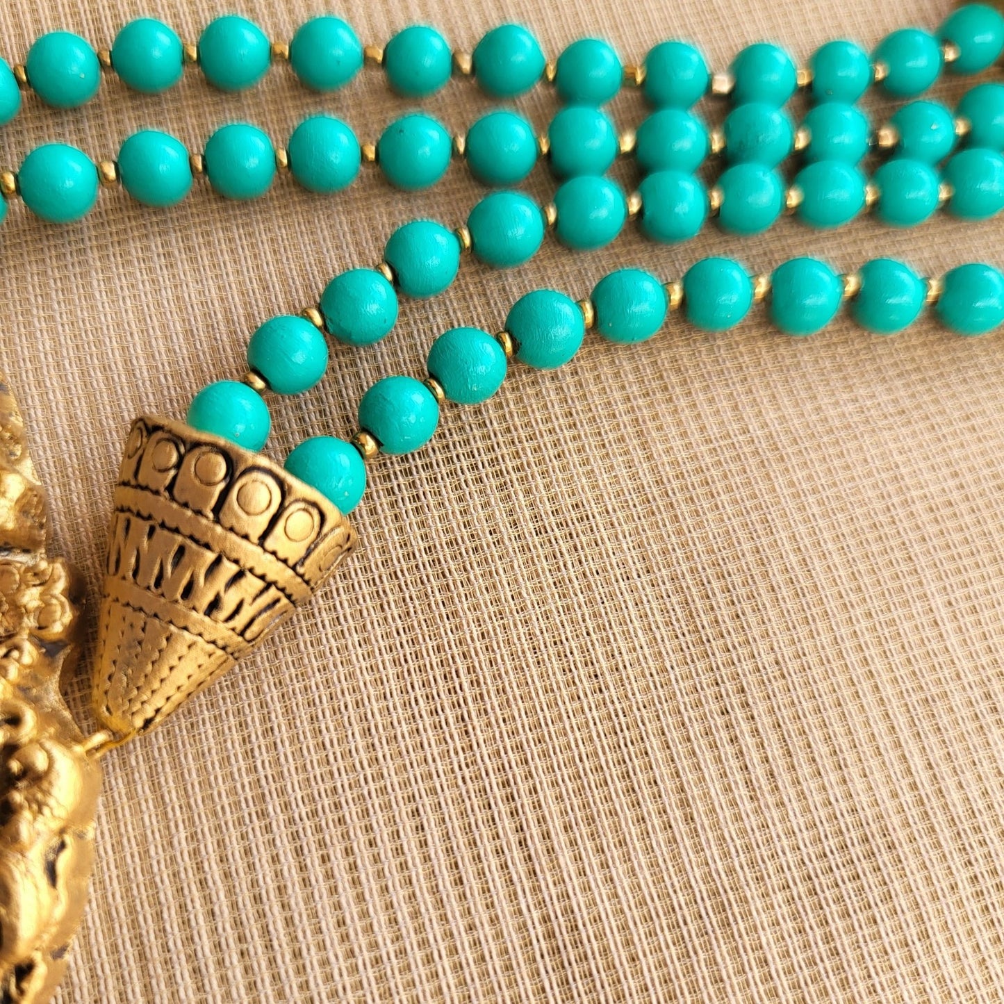 Double-row blue bead necklace