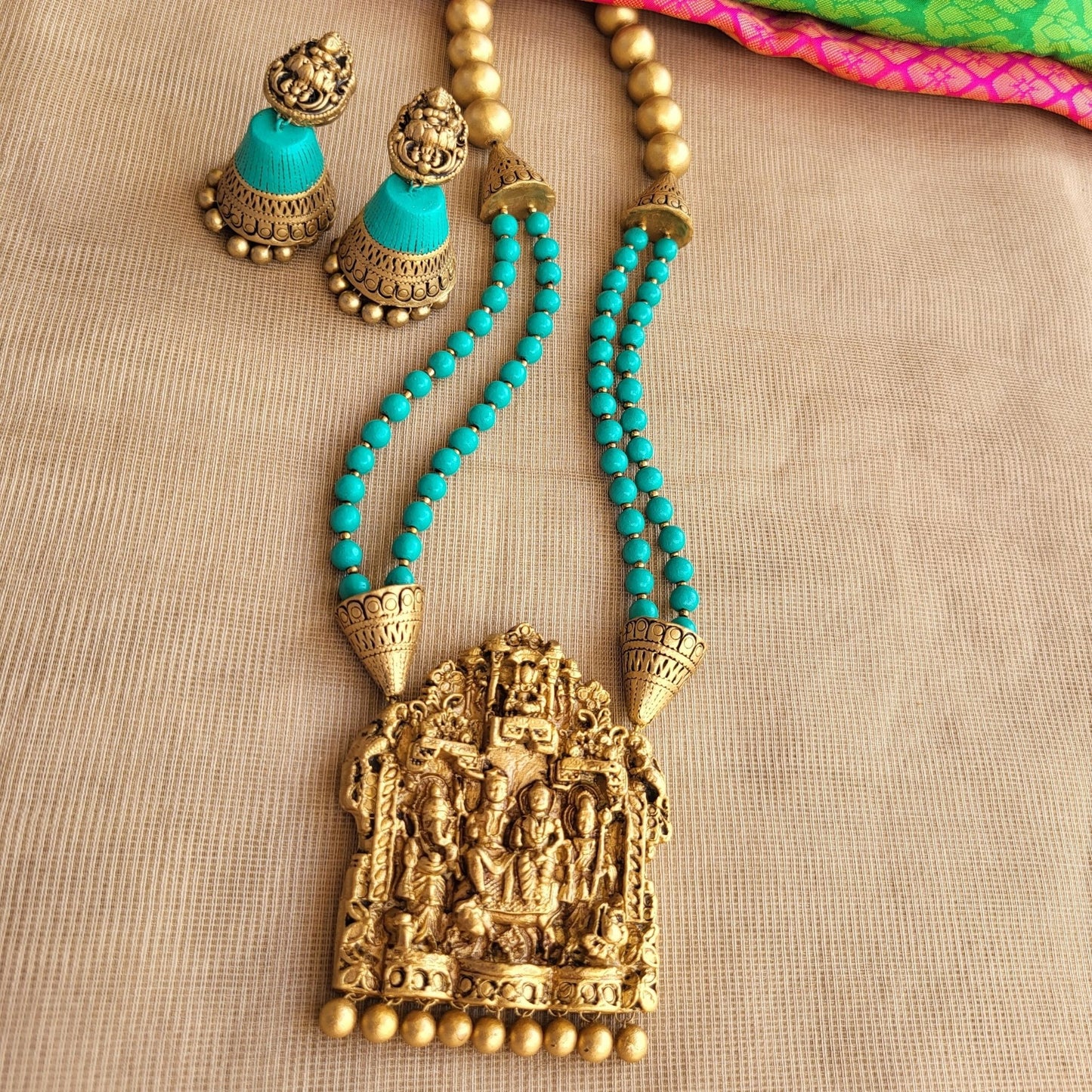 Handmade lightweight terracotta necklace and matching jumka earrings