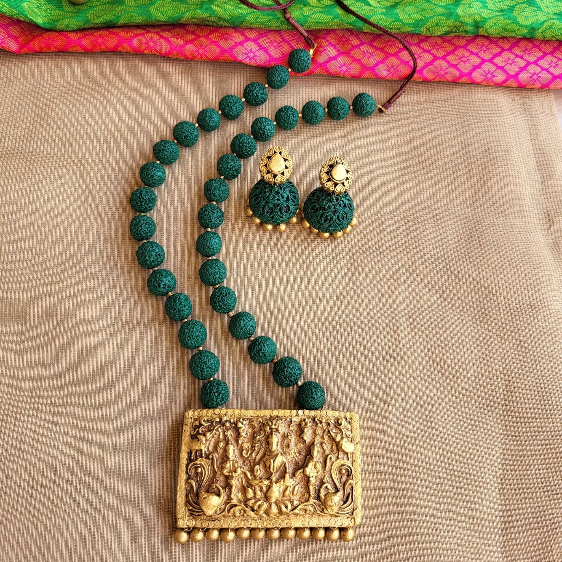 Lightweight eco-friendly green Rudraksh necklace for ethnic wear