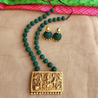 Lightweight eco-friendly green Rudraksh necklace for ethnic wear
