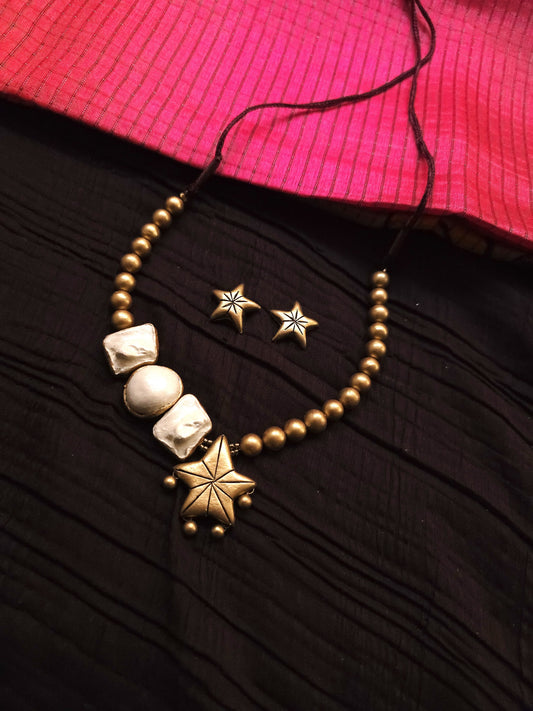 Tara Antique Gold Celestial Star & Textured Metallic Ivory Terracotta Set