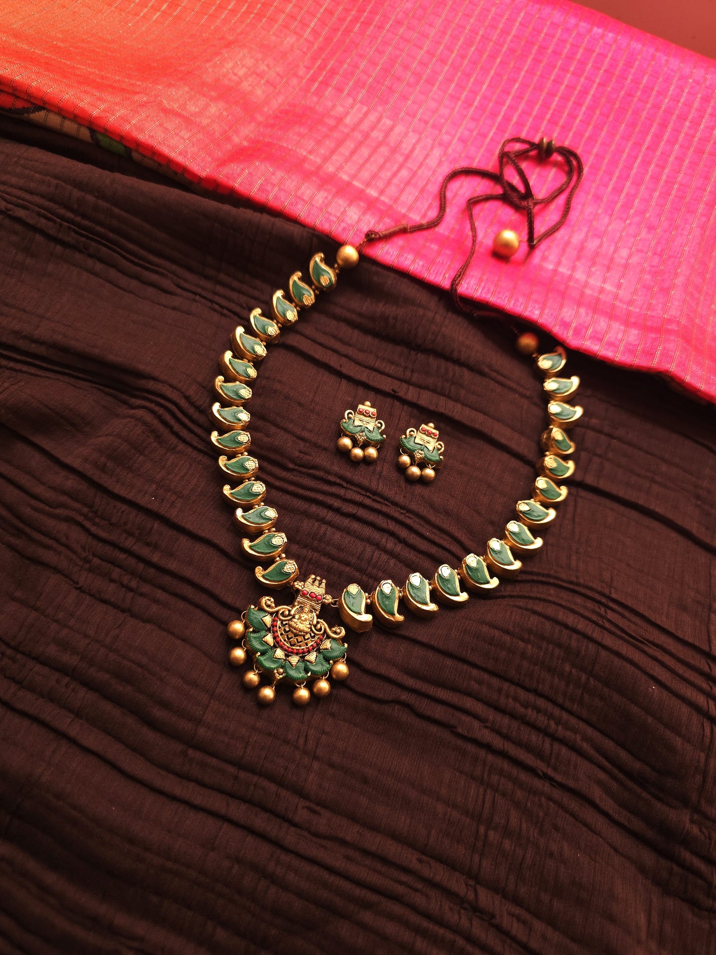 The Emerald Goddess Temple-Style Mango Mala Terracotta Set