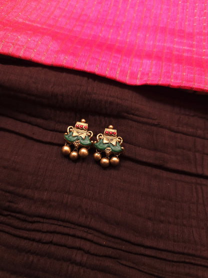 The Emerald Goddess Temple-Style Mango Mala Terracotta Set