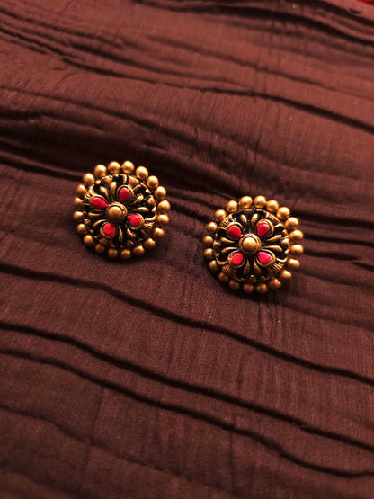 The Mayura Mandala Antique Gold & Crimson Choker Terracotta Set