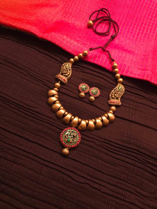 The Royal Mayura Antique Gold & Emerald-Ruby Terracotta Set