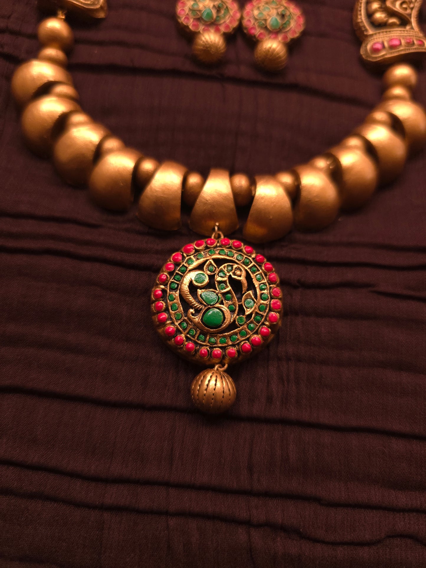 The Royal Mayura Antique Gold & Emerald-Ruby Terracotta Set