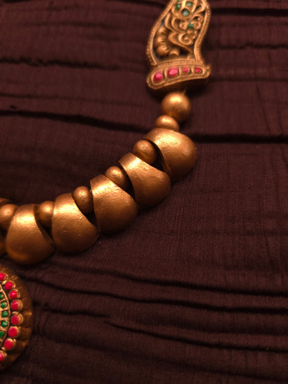 The Royal Mayura Antique Gold & Emerald-Ruby Terracotta Set