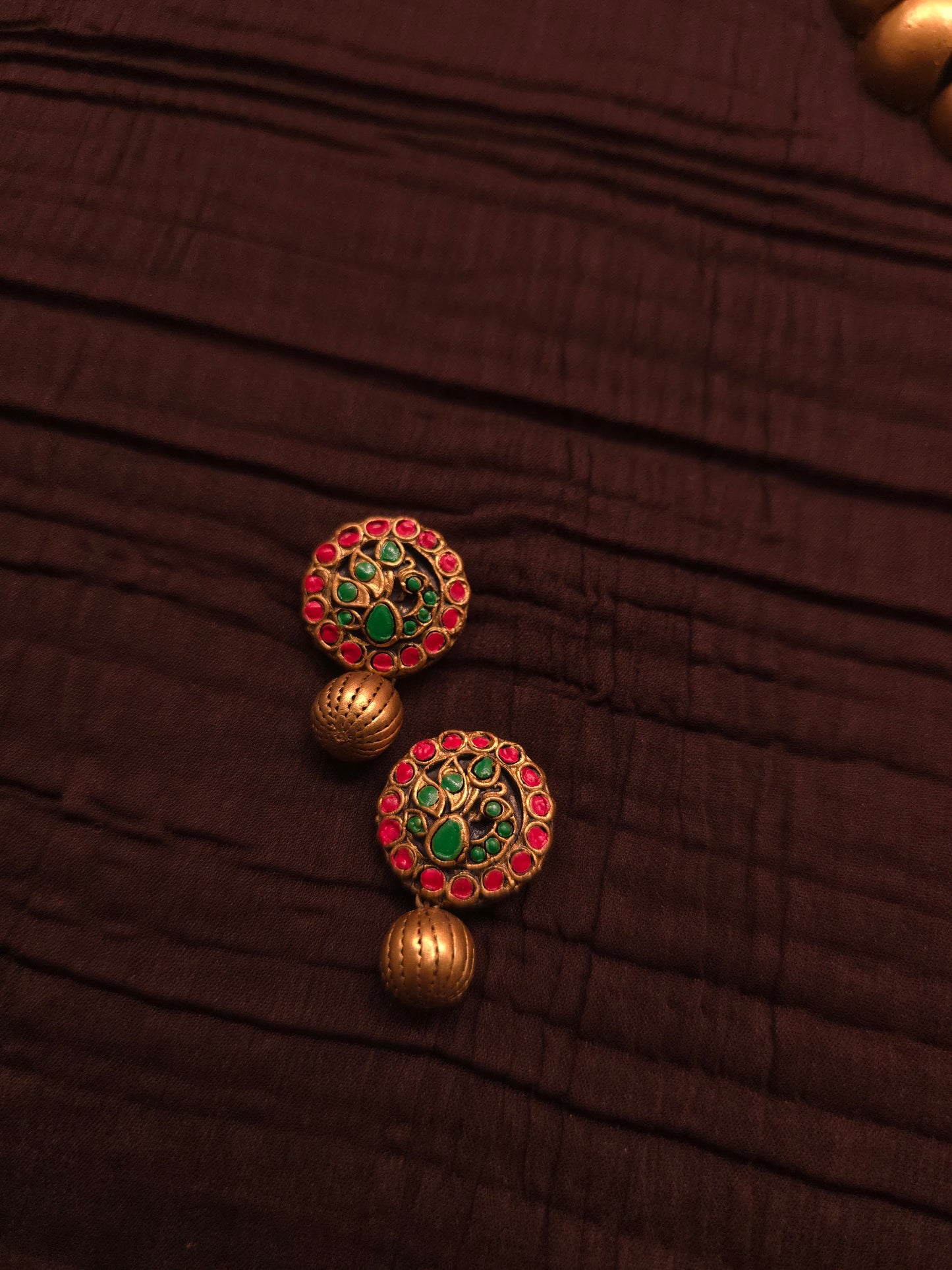 The Royal Mayura Antique Gold & Emerald-Ruby Terracotta Set