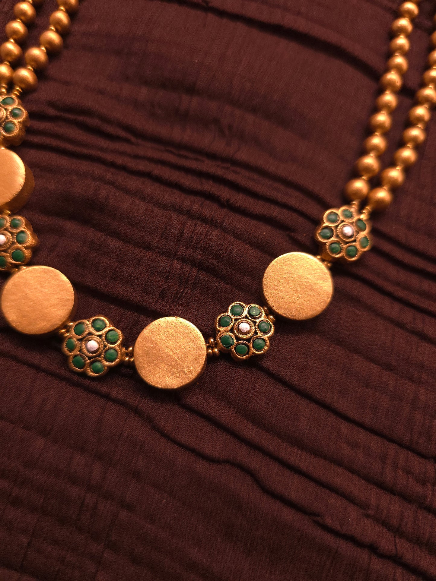 The Vanamala Antique Gold & Emerald Green Floral Disc Terracotta Set