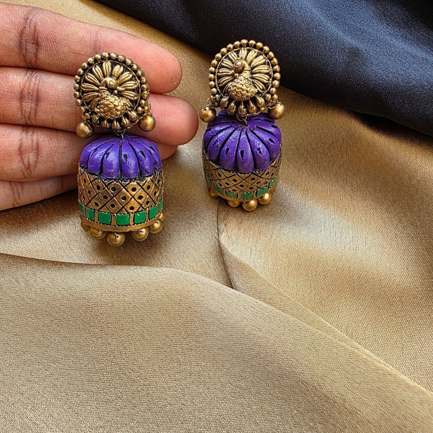 Adhirai Terracotta Jumka Variant 1