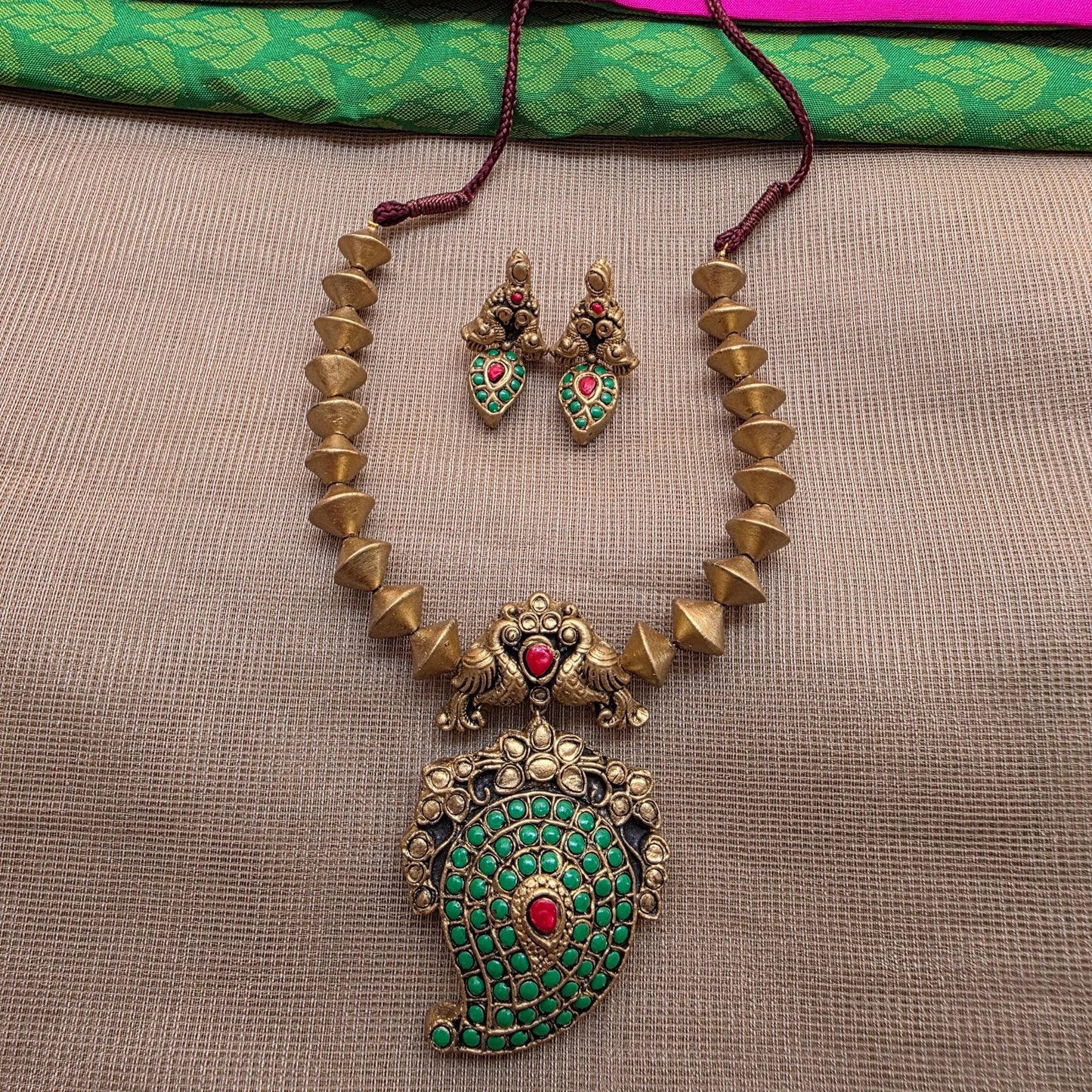 Kemp Mango Terracotta Jewellery Dark Green