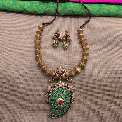 Kemp Mango Terracotta Jewellery Dark Green