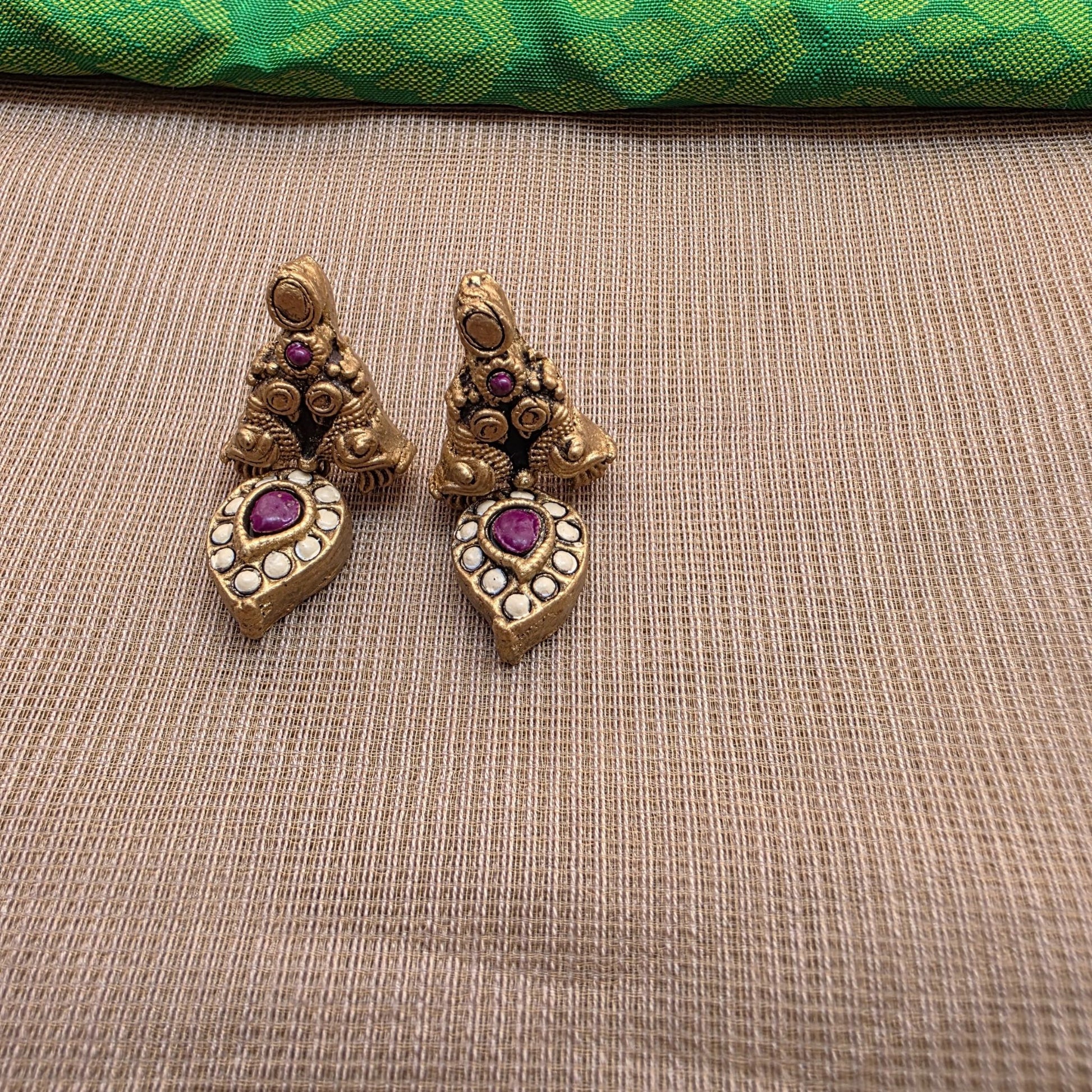 Kemp Mango Terracotta Jewellery White Jhumka Earrings