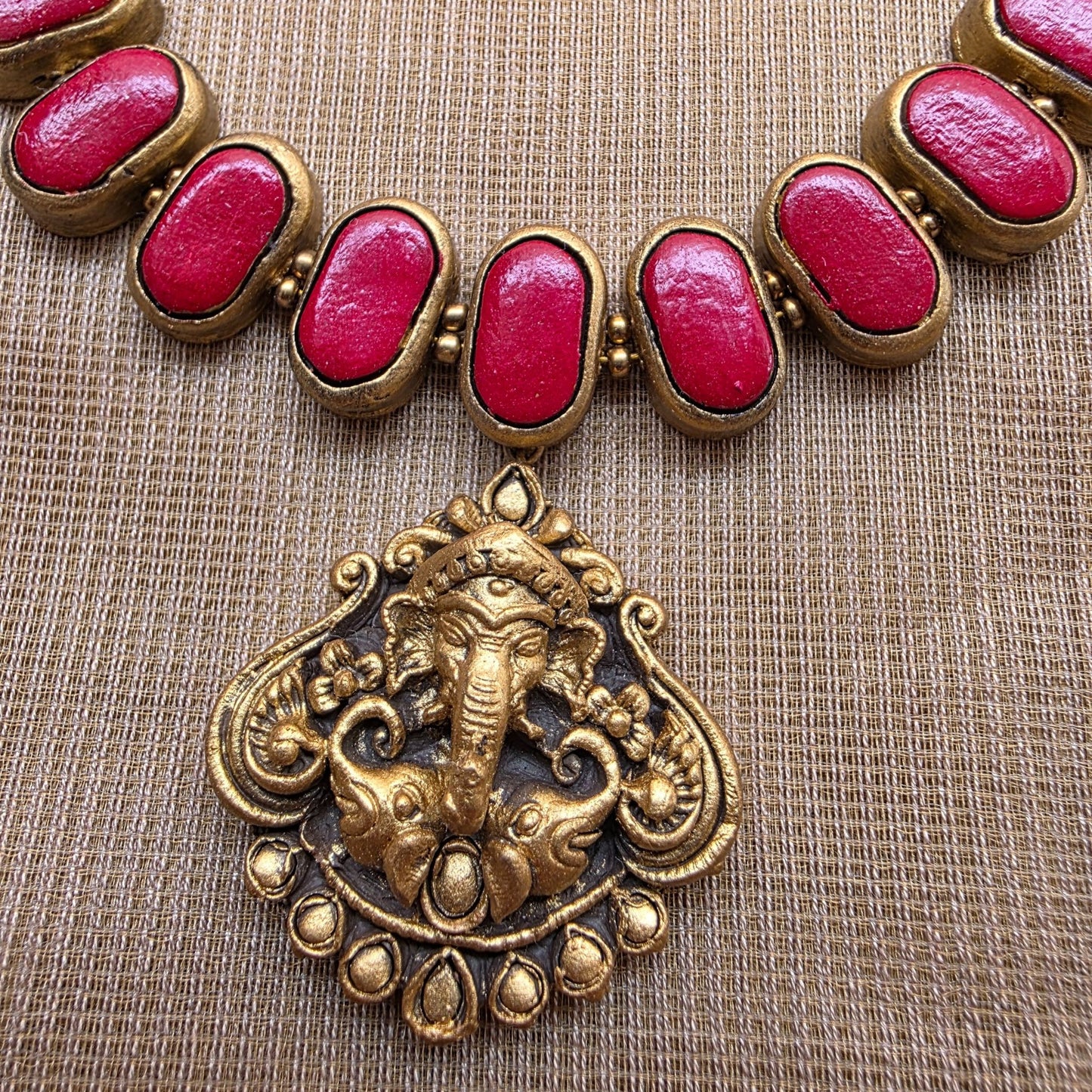 Kemp New Terracotta Jewellery Maroon